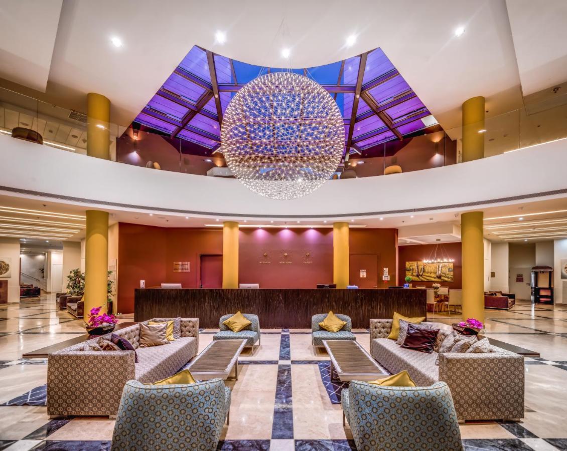 Ramada Hotel & Suites By Wyndham Netanya Extérieur photo