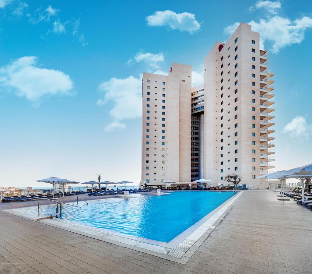 Ramada Hotel & Suites By Wyndham Netanya Extérieur photo