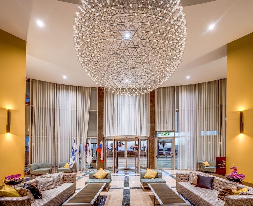 Ramada Hotel & Suites By Wyndham Netanya Extérieur photo