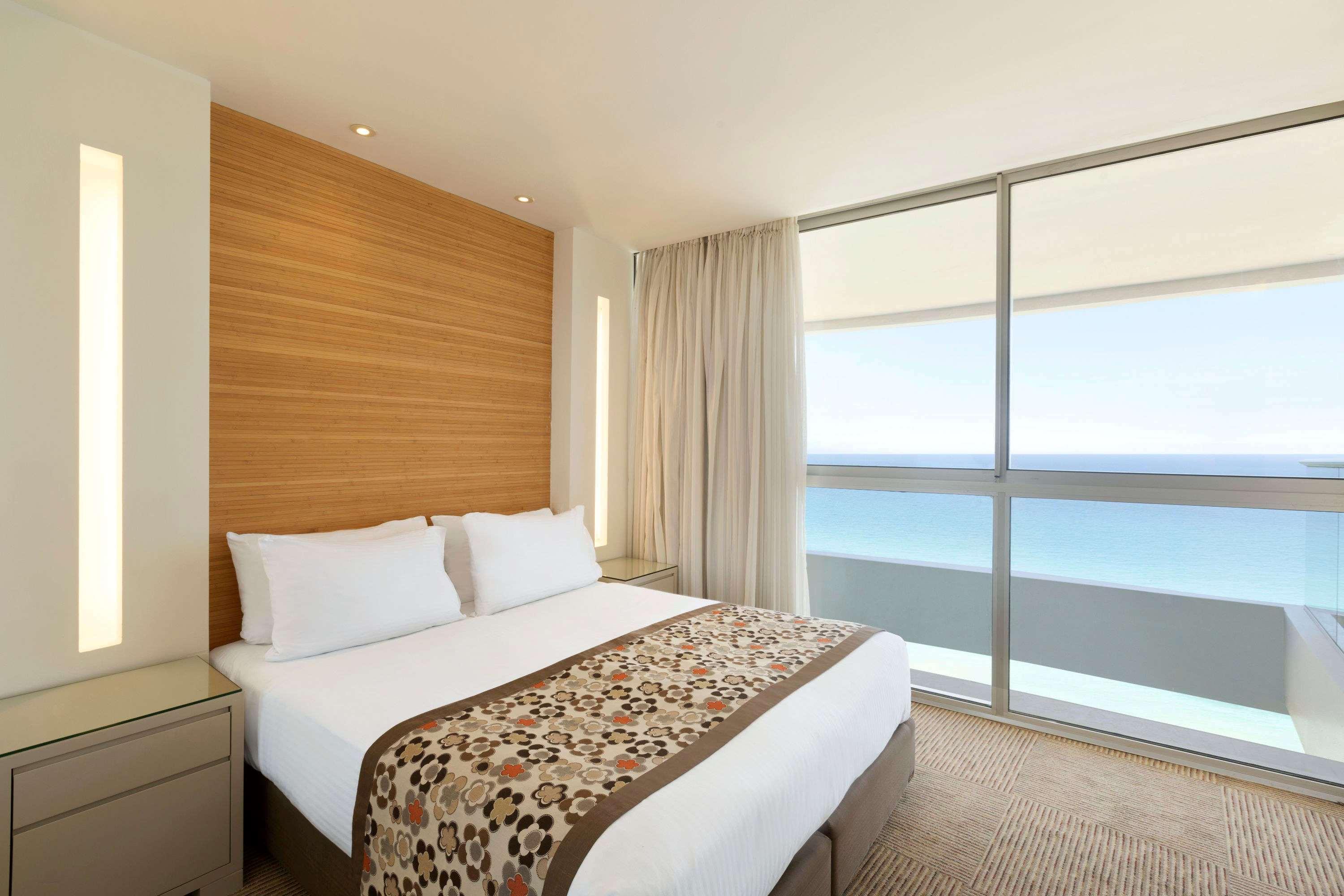 Ramada Hotel & Suites By Wyndham Netanya Extérieur photo
